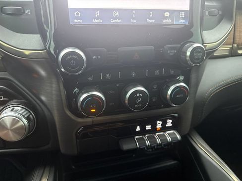 Used 2022 RAM 1500 Limited w/ Body Color Bumper Group AWD/4WD image 44