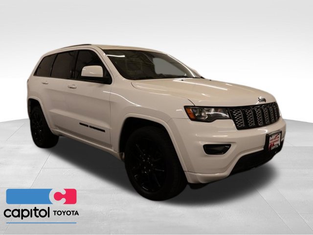 Used 2017 Jeep Grand Cherokee Altitude AWD/4WD 360° Tour