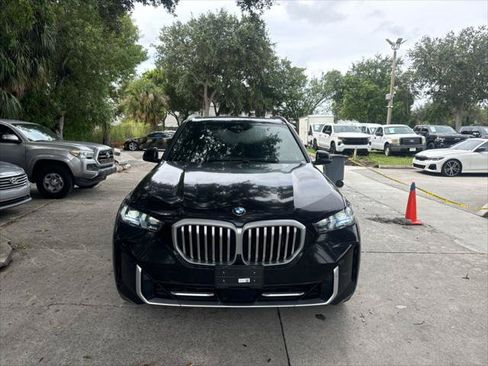 Used 2024 BMW X5 sDrive40i RWD image 3