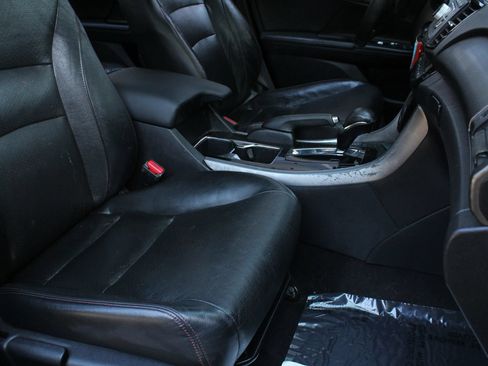 Used 2017 Honda Accord Sport Special Edition image 27