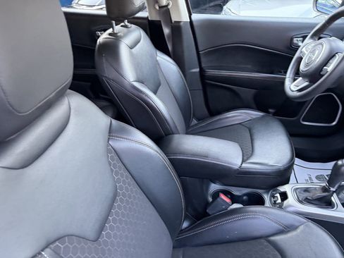 Used 2021 Jeep Compass Latitude AWD/4WD image 28