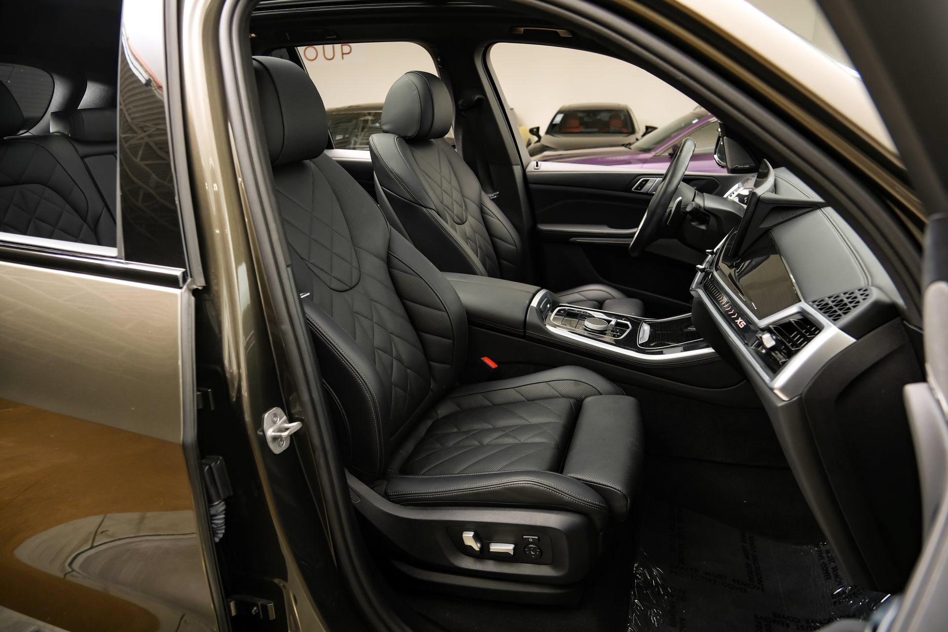 Used 2024 BMW X5 sDrive40i w/ M Sport Package RWD image 44