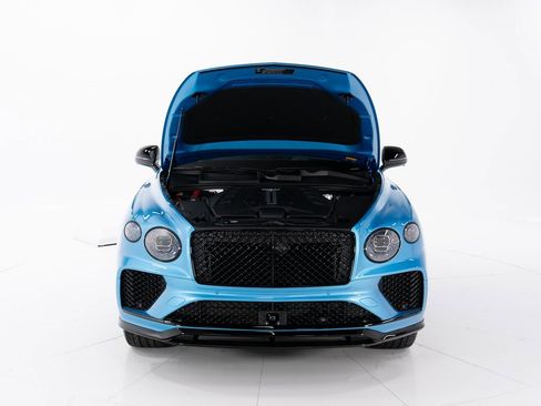 Certified 2025 Bentley Bentayga image 48