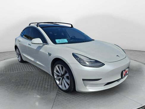 Used 2020 Tesla Model 3 Long Range AWD/4WD image 7