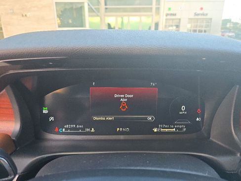 Used 2023 Lincoln Aviator Reserve w/ Equipment Group 201A AWD/4WD image 12