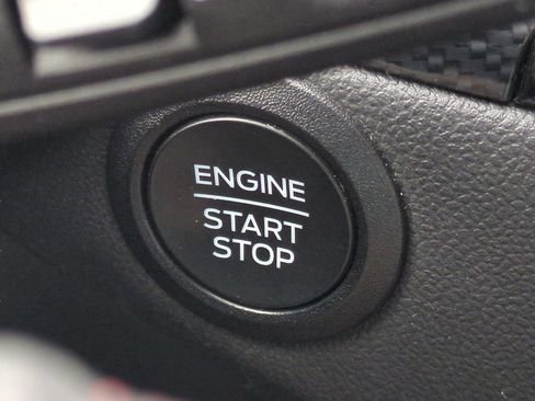 Used 2024 Ford Escape ST-Line image 34