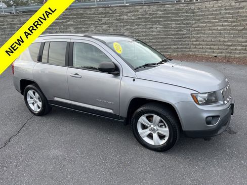 Used 2016 Jeep Compass Sport w/ Power Value Group image 1