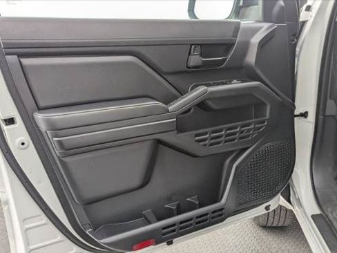 Used 2024 Toyota Tacoma SR RWD image 13