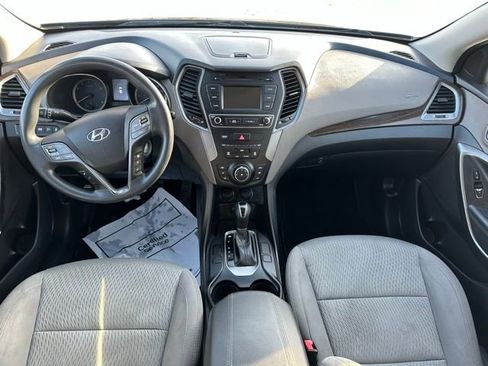 Used 2018 Hyundai Santa Fe Sport image 19