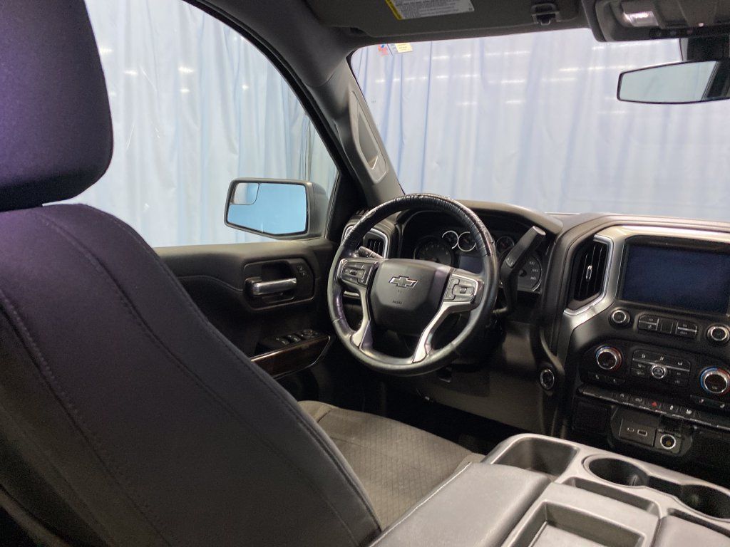 Used 2019 Chevrolet Silverado 1500 RST w/ All-Star Edition AWD/4WD image 35