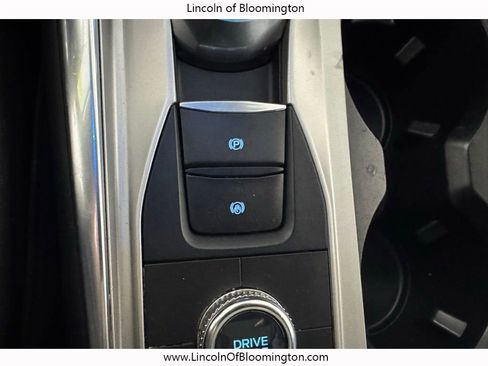 Used 2022 Ford Explorer XLT w/ Equipment Group 202A AWD/4WD image 71