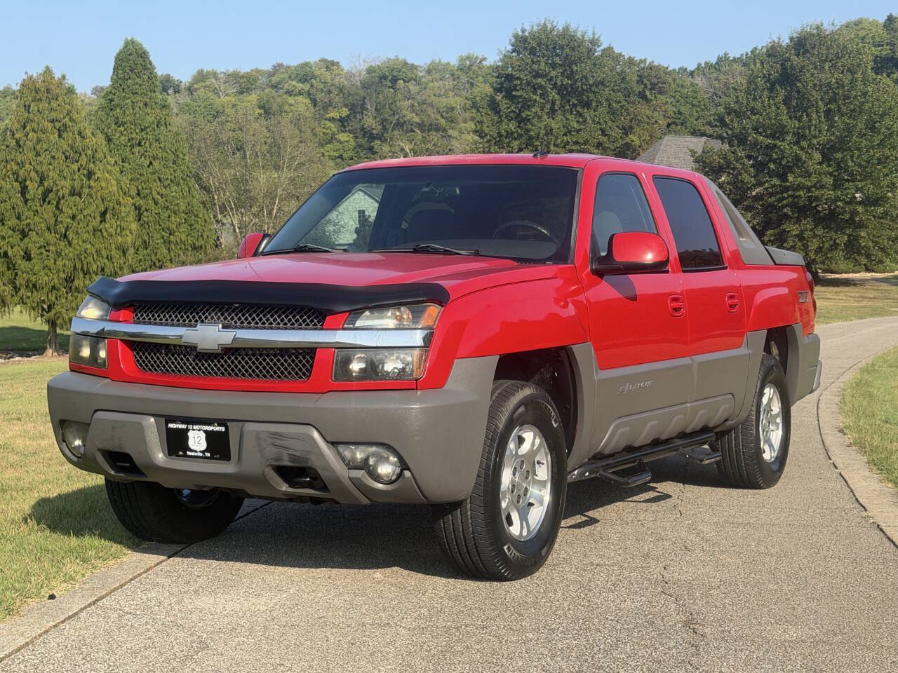 Used 2002 Chevrolet Avalanche 4x4 w/ Off-Road Suspension Pkg image 6