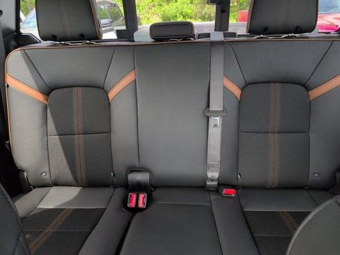 New 2026 GMC Canyon AT4 AWD/4WD image 29