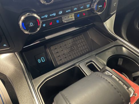 Used 2024 Ford F150 Platinum w/ Equipment Group 702A High image 17