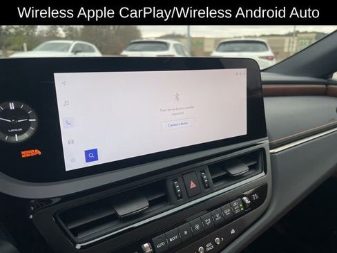 Used 2025 Lexus ES 300h Ultra Luxury image 17