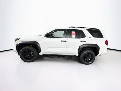 New 2026 Toyota 4Runner SR5 AWD/4WD image 5