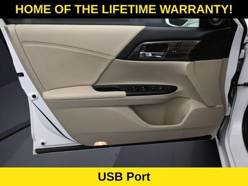 Used 2017 Honda Accord EX-L image 11