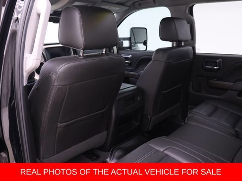 Used 2019 GMC Sierra 2500 Denali w/ Duramax Plus Package image 11