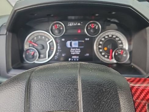 Used 2015 RAM 2500 Laramie AWD/4WD image 13