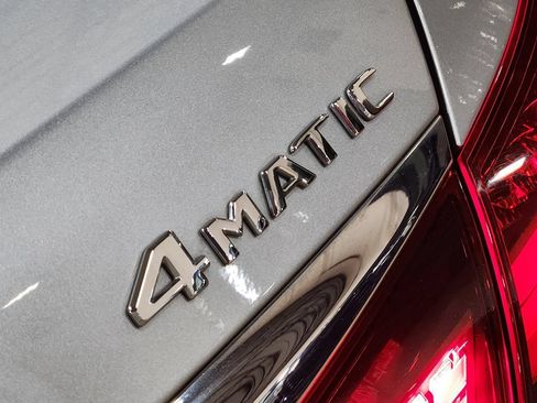 Used 2021 Mercedes-Benz E 450 4MATIC Sedan w/ Premium Package image 26