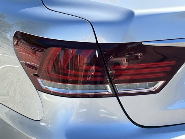 Used 2014 Lexus LS 460 w/ Comfort Package RWD image 10