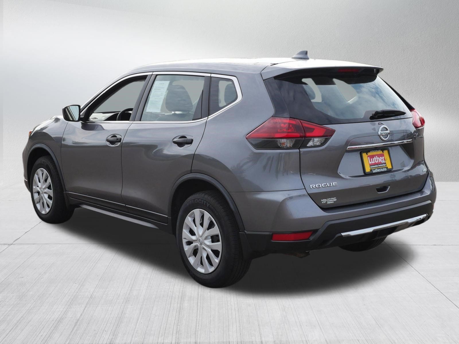 Used 2020 Nissan Rogue S AWD/4WD image 5
