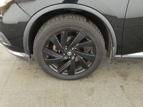 Used 2017 Nissan Murano Platinum w/ Platinum Technology Package FWD image 4