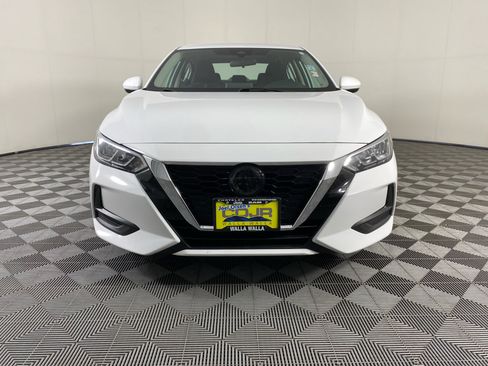 Used 2023 Nissan Sentra SV FWD image 2
