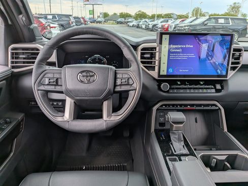 Used 2026 Toyota Tundra Limited AWD/4WD image 27