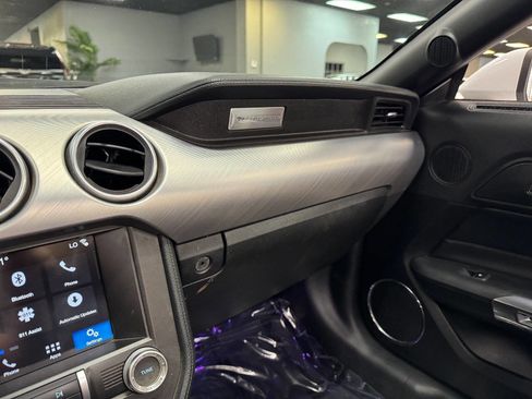 Used 2019 Ford Mustang Premium image 36