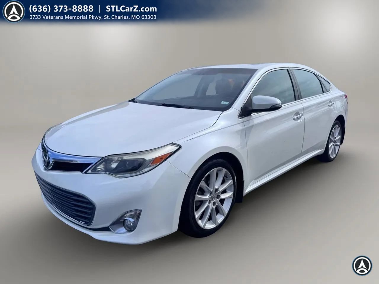 Used 2013 Toyota Avalon Limited FWD image 7