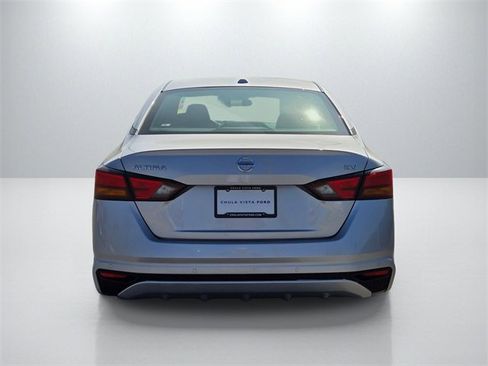 Used 2022 Nissan Altima 2.5 SV image 5