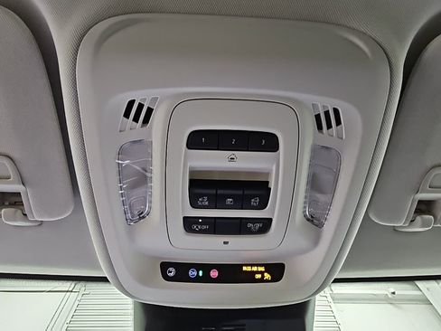 New 2026 Buick Envision Avenir image 24