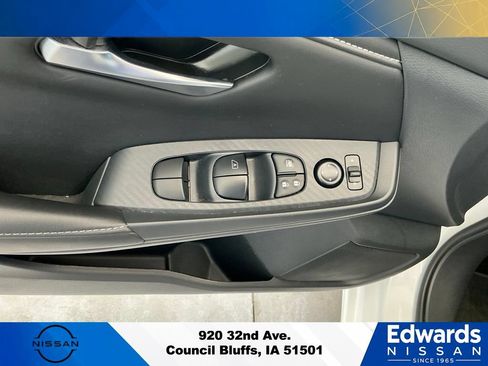 Used 2025 Nissan Sentra SV w/ All-Weather Package FWD image 19