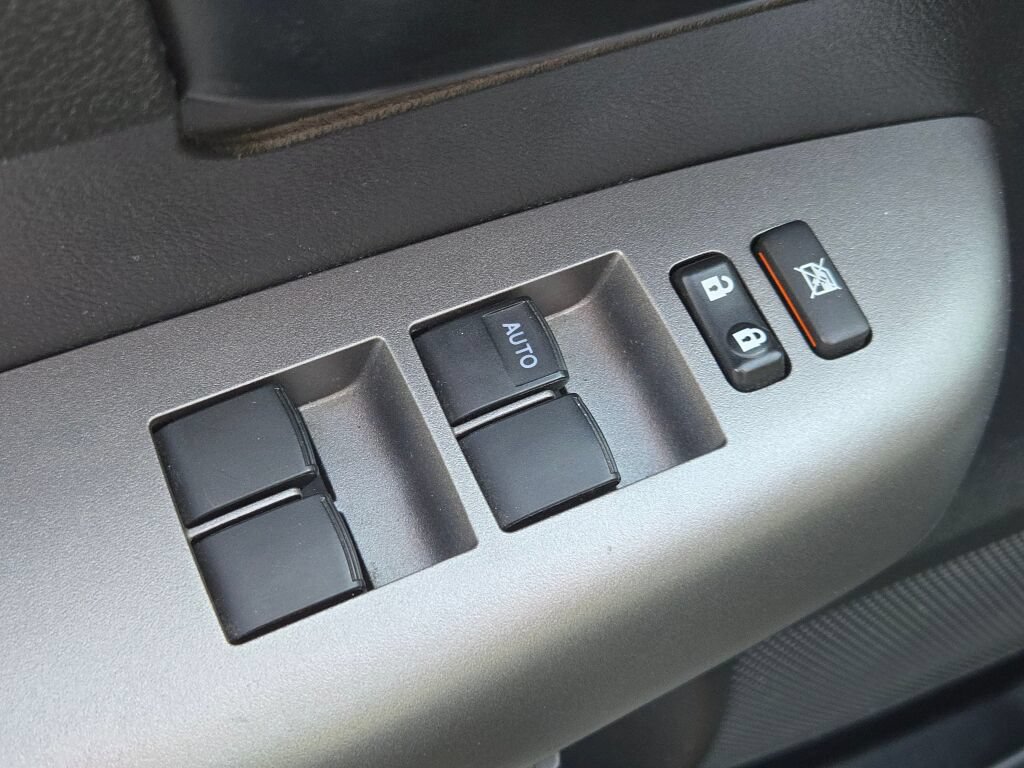 Used 2013 Toyota Tundra 2WD Double Cab image 26