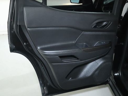 Used 2019 GMC Acadia SLT AWD/4WD image 13
