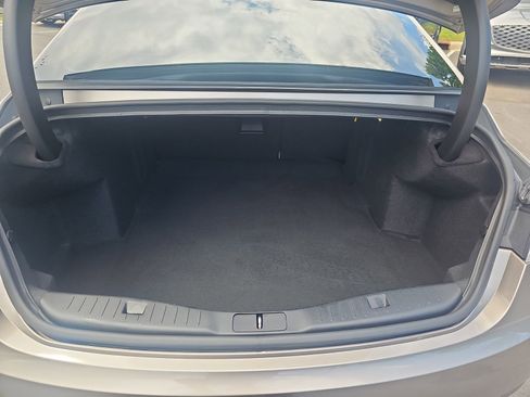Used 2018 Lincoln MKZ Select w/ Select Plus Package FWD image 32