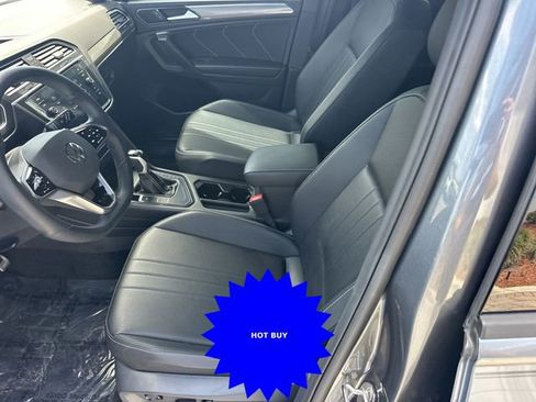 Certified 2024 Volkswagen Tiguan SE R-Line FWD image 18