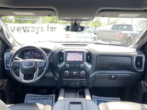 Used 2021 GMC Sierra 1500 Denali w/ Technology Package AWD/4WD image 24