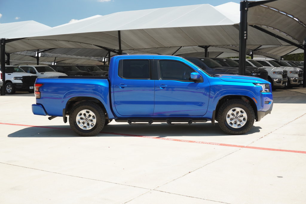 Used 2024 Nissan Frontier SV RWD image 6
