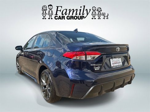 Used 2025 Toyota Corolla SE image 4