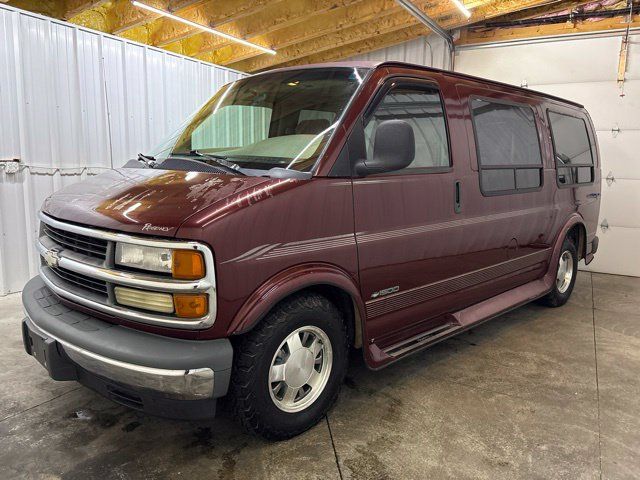 Used 1998 Chevrolet Express 1500 RWD image 3