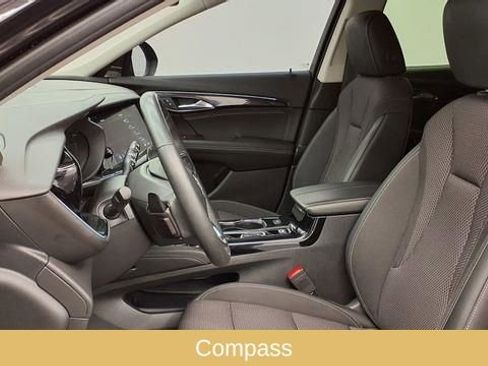 Used 2023 Buick Envision Preferred image 16