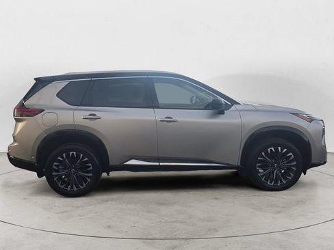 Used 2024 Nissan Rogue Platinum w/ Platinum Premium Package AWD/4WD image 6