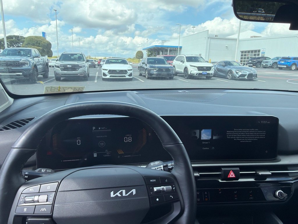 Used 2026 Kia Sportage LX FWD image 12