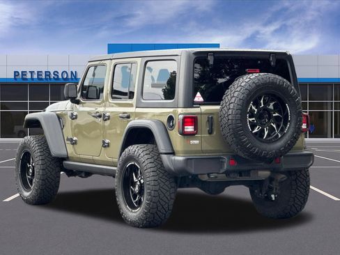 Used 2025 Jeep Wrangler Unlimited Sport AWD/4WD image 6