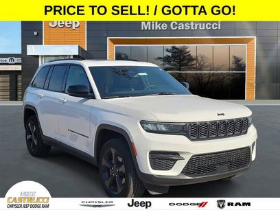 Used 2024 Jeep Grand Cherokee Altitude