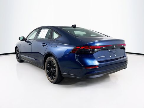 Used 2025 Honda Accord SE image 30
