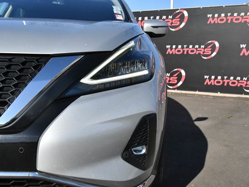 Used 2023 Nissan Murano SV image 11