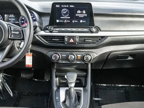 Used 2022 Kia Forte LXS image 14